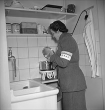 New parlour of Female friends for young girs at Zurich main station 1947