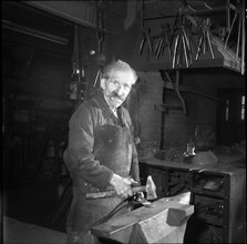 Farrier Friedrich Aeschlimann, Gammenthal 1960