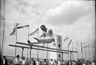 Gymnast Marcel Adatte, 1946