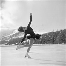 Jeannette Altwegg in St. Moritz. ca. 1950