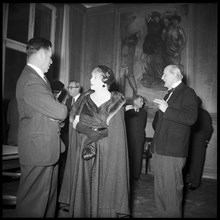 Sir William Jowitt and lady Jowitt in Zurich 1953