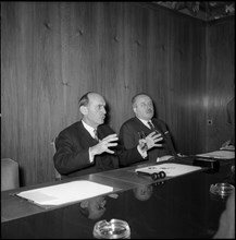 Federal president Paul Chaudet and UNESCO managing director Vittorio Veronese 1959