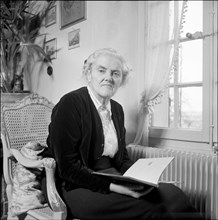 Author Dr. Hedwig Anneler, Luins-sur-Rolle 1958