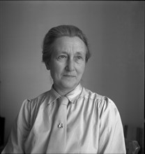 Therese Ernst, girl scouts scoutmaster. Lausanne ca. 1955