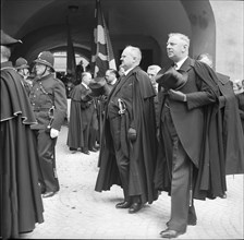 Chief magistrate Carl Rusch (with sword), Appenzell ca. 1943