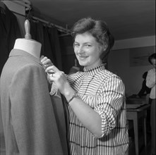 Lotti Thüler, mens tailor 1959