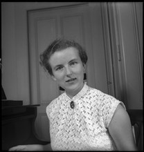 Hedy Salquin, conductor ca. 1955