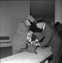 Departure of the swiss mission to Korea, Zurich-Kloten airport 1953