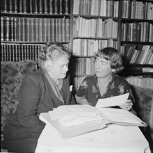 Vera Wegelin and Ursula von Wiese, 1953.