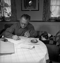 Schaggi Streuli writing, around 1949.