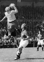 International match Switzerland - Holland, Zurich, 1954: Stuber, Neury.