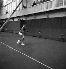 International indoor tennis championship Switzerland 1953: winner Sirola.