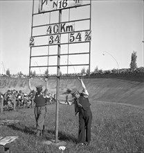 Trackrace in Zurich Oerlikon, roundabout 1938, Announcement board.