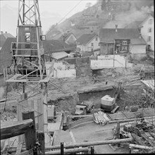 Road on the left shores of the Walensee under construction, 1957.