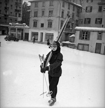 Norma Shearer in St. Moritz 1949.