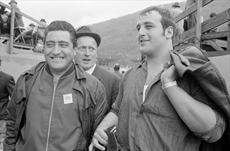 Swiss wrestling festival Biel 1969: champion Hunsperger (r).