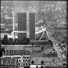 Congress Center and high-rise building with suspended roof, Biel 1964.