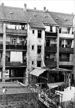 Landlord removes windows and doors to get rid of no longer welcomed tenants, Basle 1959.