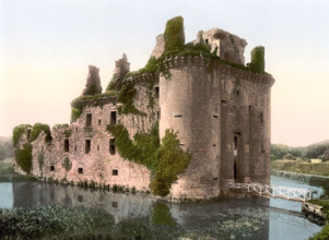 Caerlaverock Castle