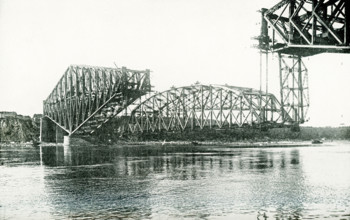 Giant Cantilever bridge which spans St Lawrence River at Quebec. The great cetner span, 640 feet