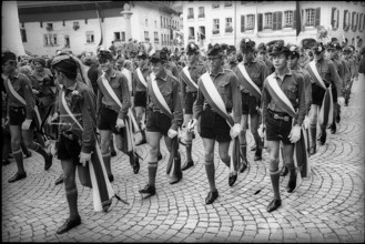 Procession at the Gessler shooting competition in Thun, 1968.