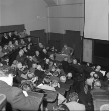 Professor Michaud speaking at Hopital Nestle, Lausanne 1945.
