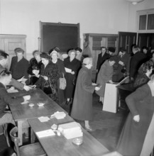 Test vote of the Basle women for the women's right to vote 1954.