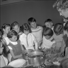 Cookery course for children in Zurich, 1955.