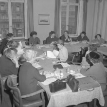 SAFFA fair 1958: meeting of the organisation committee.