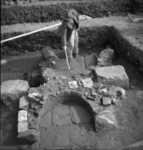 Excavations in Augusta Raurica, 1948.