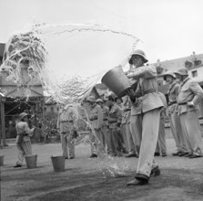 Civil defense course in the Sihlholzli, 1959.