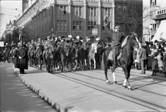 Procession; soldiers, horses; 1940.