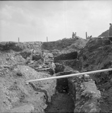 Excavation of a Roman amphitheatre near Berne, 1956.