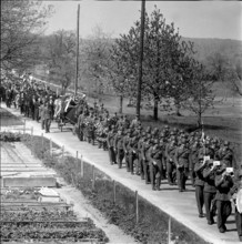Funeral procession for tank soldier Widmer, Utzenstorf 1960.
