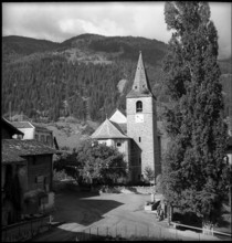 Church in Vissoie, village in the Valais in 1941.