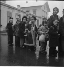 Children from Budapest arrive in Switzerland, holiday for convalescence, 1947.