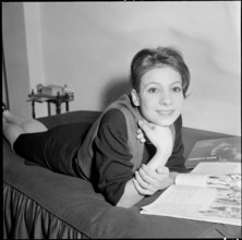 Esther Ofarim, Israeli singer and actress, 1963.