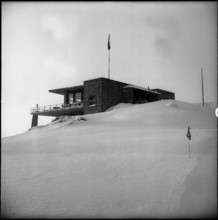 Mountain restaurant Weissfluhgipfel, Davos 1955.