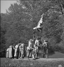 Parade to Obwalden voter's meeting 1948.