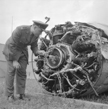 After WW 2: recovery of a US bomber, Greifensee 1953.