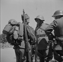 Soldiers, day of discharge; 1940.