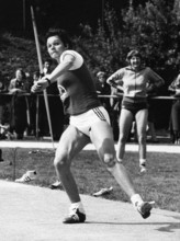 Regula Egger 1976.