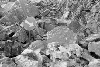 Rock slip near Lopper tunnel 1973.