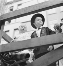 Children at the Sechselaeuten in Zurich, 1940.