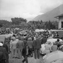 Vines war in Wallis: speech at protest rally, 1961.