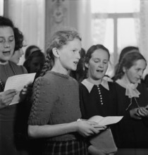End of the school year in Meiringen, 1950.