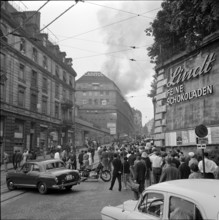 Fire in Cinema Capitol, Weinbergstrasse, 1962.