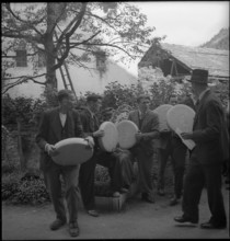 Cheese donation in Vissoie, Valais 1941.