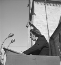 Maria Becker speaking at May Day rallies in Zurich 1951.