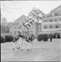 Trogen: Ausserrhoden voter's meeting, procession 1958.